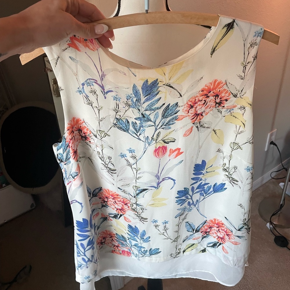Rose & Olive Floral Sleeveless Blouse - Cream and Multicolor